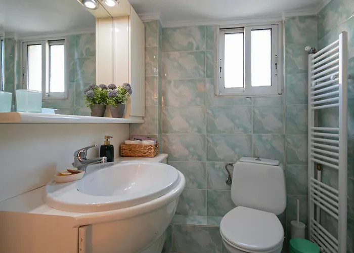 Metroease Family By Rentalspro * Salonic