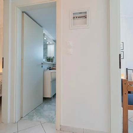 Metroease Family Apartmán